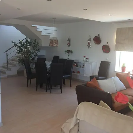Villa With Private Pool Near Costa Da Caparica * Costa da Caparica