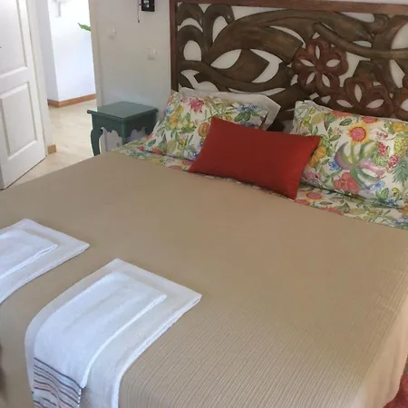 Ferienhaus Villa With Private Pool Near Costa Da Caparica *