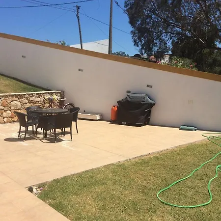 Ferienhaus Villa With Private Pool Near Costa Da Caparica *